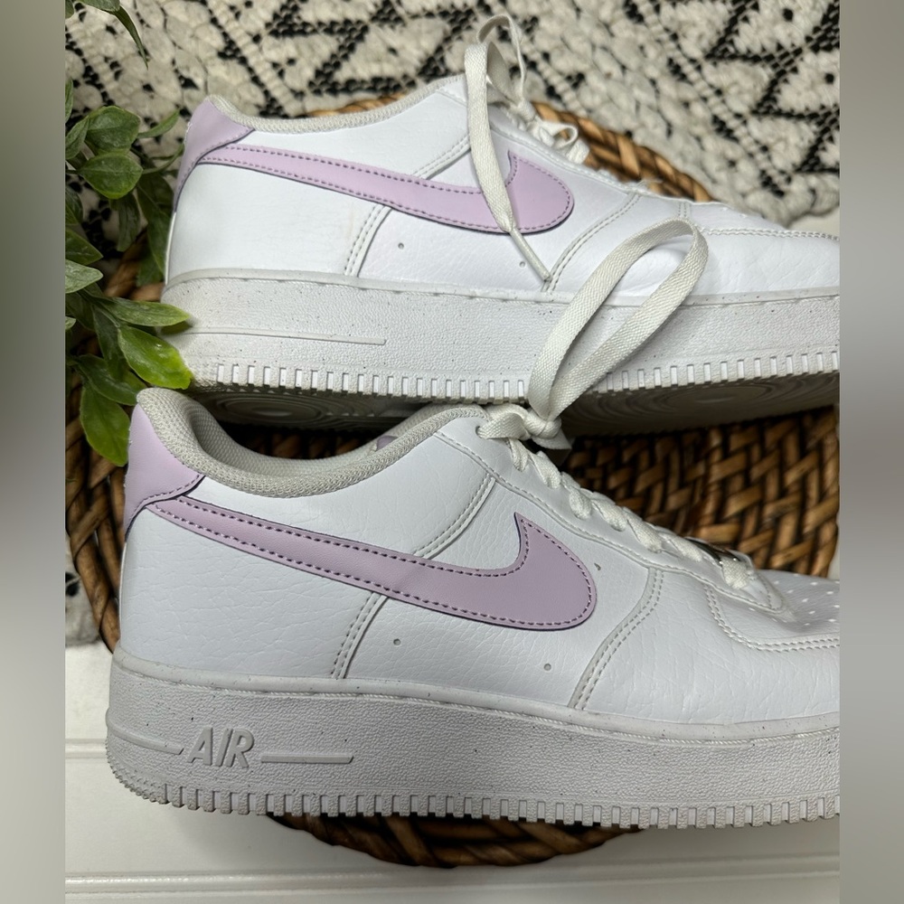 NIKE Lavender Air Force 1 - Picture 10 of 10